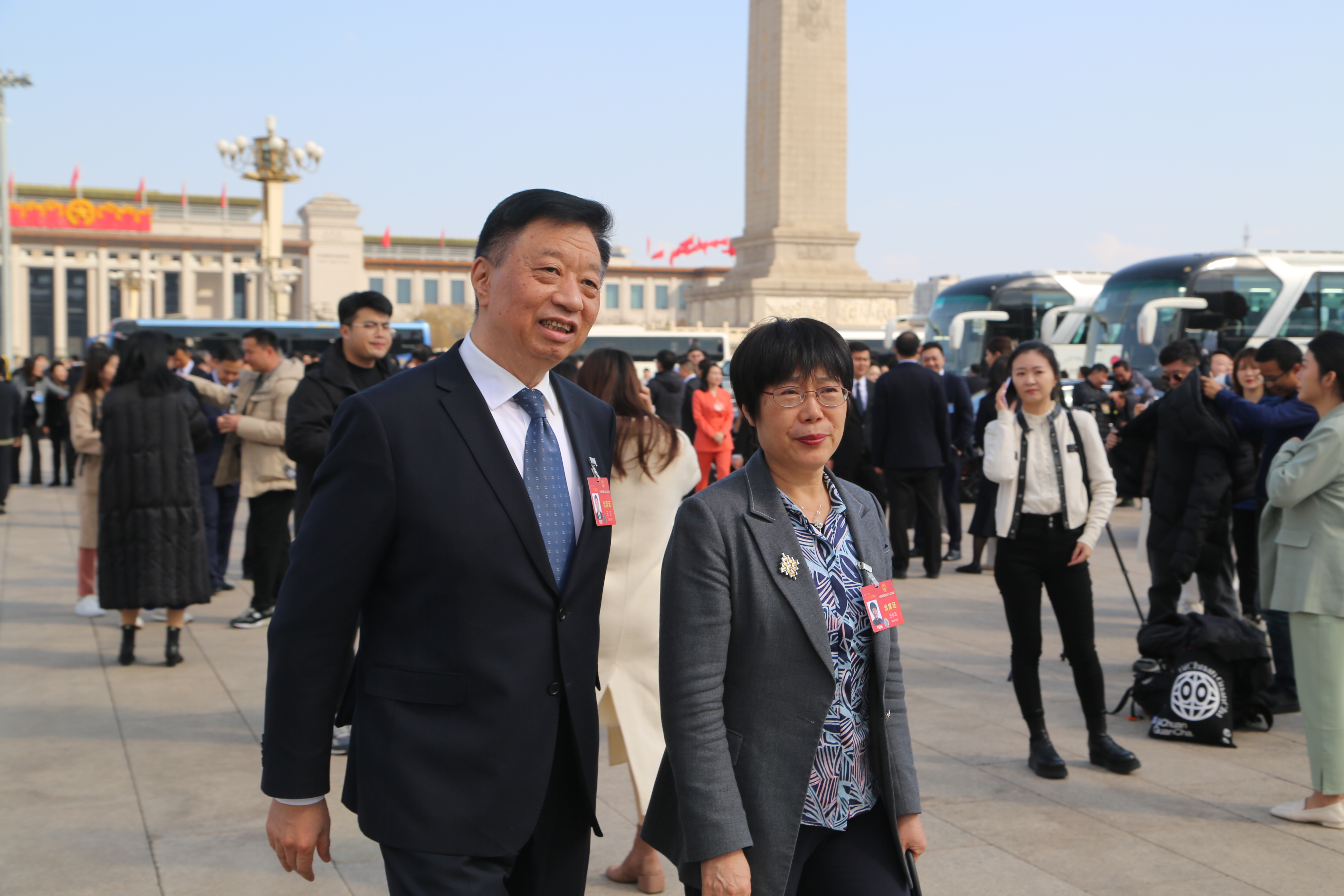 3月11日下午，海南团代表准备步入人民大会堂参加闭幕式